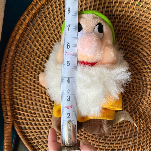 DISNEY Vintage “Bashful” 7 Dwarfs Standing Felt Plush Embroidered Hat - Picture 11 of 12